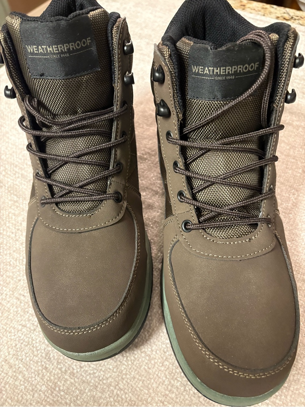 NWOB Weatherproof Brand Men’s Brown Lace-Up Boots Size 9M
